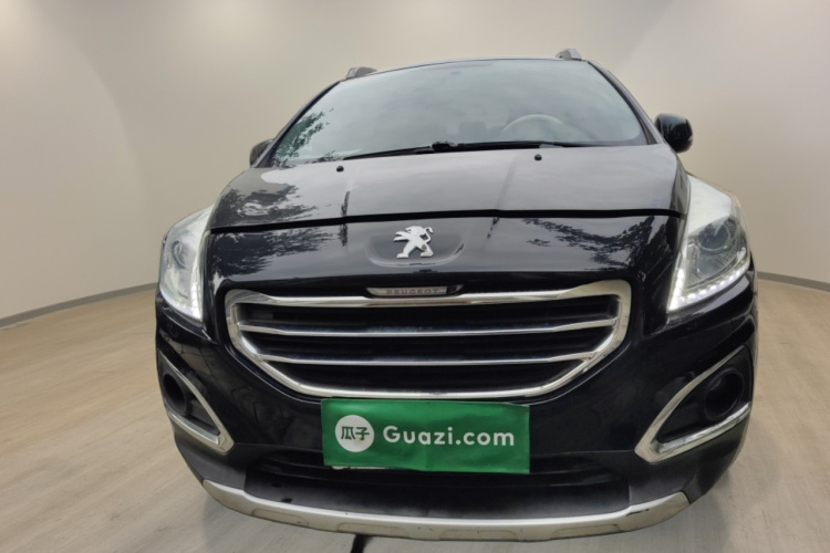 标致3008 2013款 2.0L 自动潮流版车身外观2