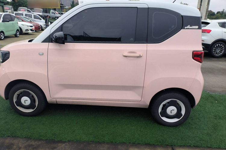 五菱汽车 宏光MINIEV 2021款 马卡龙臻享款 磷酸铁锂车身外观4