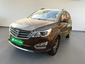 宝骏560 2015款 1.8L 手动精英型