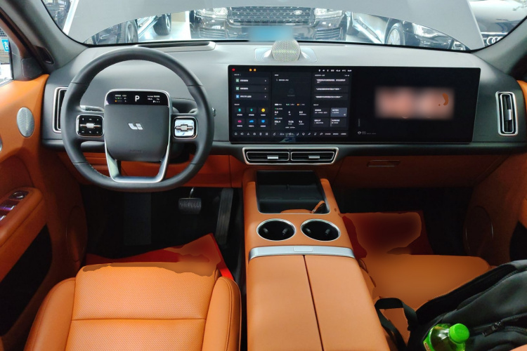 理想汽车 理想L7 2023款 Max中控内饰12