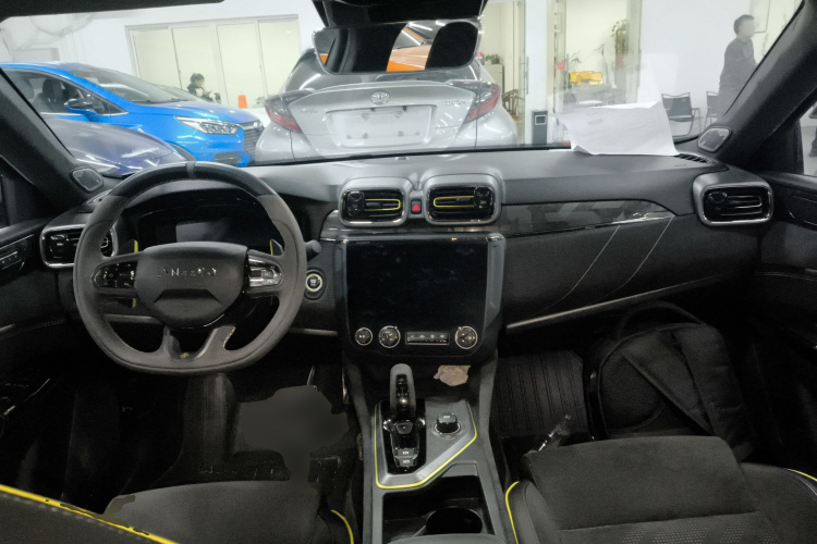 领克03 2021款 03+ 2.0TD 自动驭风版中控内饰12