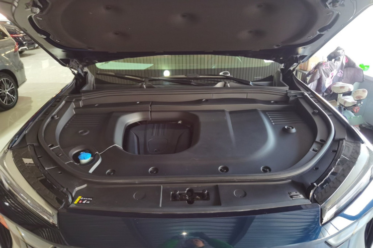 魏牌 蓝山 2025款 四驱 Max局部细节24