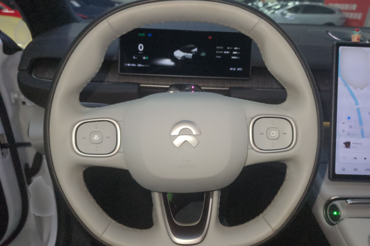 蔚来ES6 2023款 75kWh中控内饰13