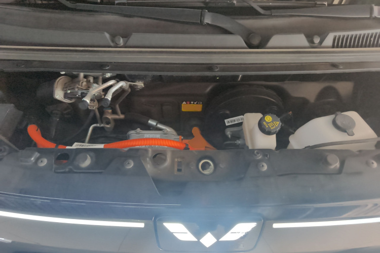 五菱汽车 宏光MINIEV 2022款 GAMEBOY 200km 玩咖款 磷酸铁锂机舱底盘24