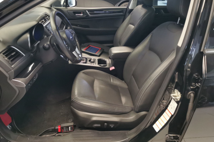 斯巴鲁 力狮 2016款 2.0DIT 全驱极致版中控内饰19