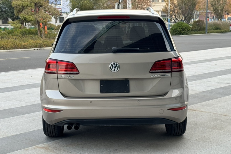 大众 高尔夫·嘉旅 2016款 230TSI 手动进取型车身外观6008