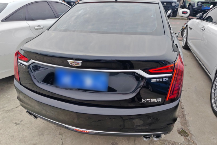 凯迪拉克CT6 2019款 28T 豪华型车身外观6