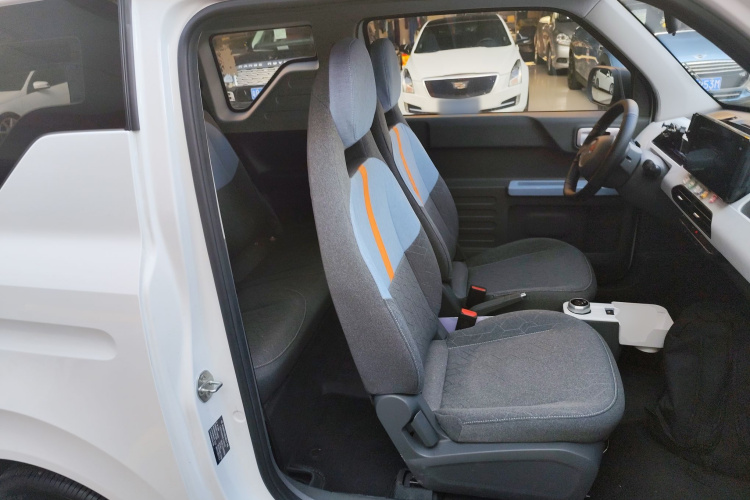 吉利银河 2023款 熊猫mini 200km 耐力熊局部细节41