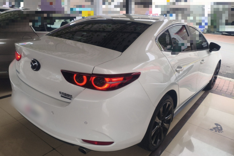 马自达3 昂克赛拉 2023款 2.0L 自动质耀版车身外观7