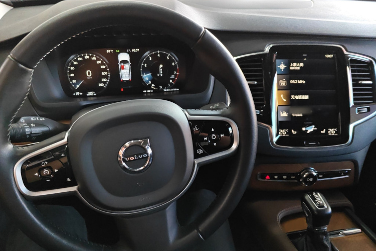 沃尔沃XC90 2020款 改款 T6 智逸豪华版 7座中控内饰7002