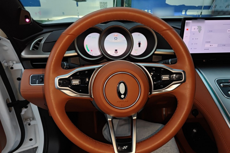 欧拉闪电猫 2022款 555km 尊贵版局部细节13