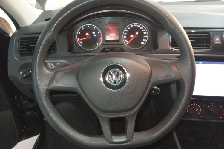 大众 桑塔纳 2016款 1.6L 手动风尚版中控内饰13