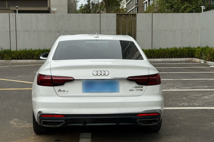 奥迪A4L 2022款 40 TFSI 时尚动感型车身外观6005
