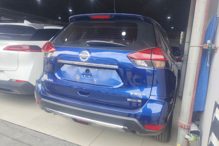 日产 奇骏 2019款 2.0L CVT智联舒适版 2WD车身外观6003