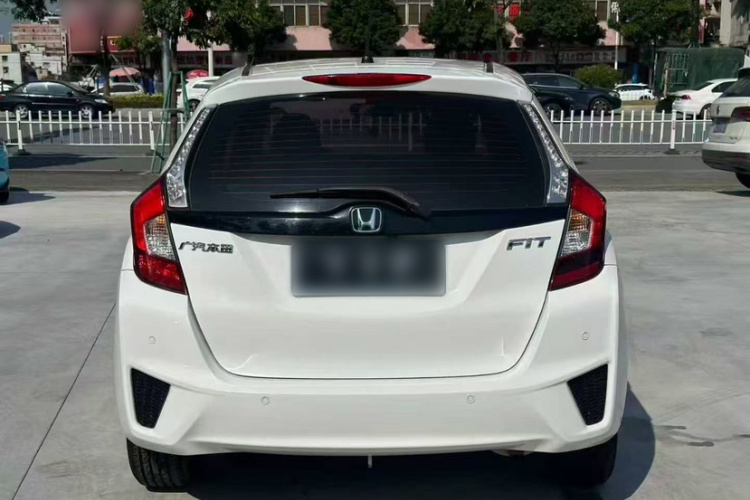 本田 飞度 2016款 1.5L LX CVT舒适型车身外观6003