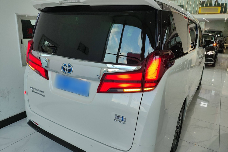 丰田 埃尔法 2021款 双擎 2.5L 尊贵版车身外观7