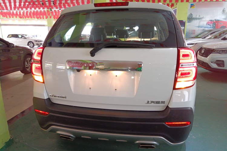 雪佛兰 科帕奇 2015款 2.4L 两驱城市版 7座车身外观6