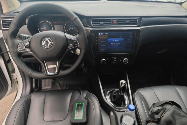 东风风光 风光580 2021款 改款 ☆星版 1.8L 手动精英型中控内饰7002