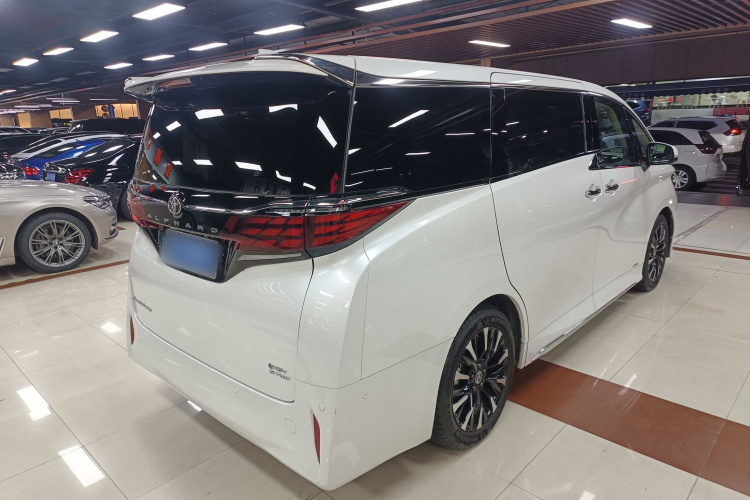 丰田 埃尔法 2024款 双擎 2.5L 臻享版车身外观7