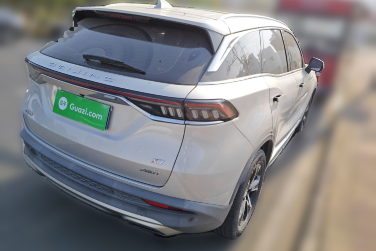 北京汽车 北京X7 2022款 1.5TD DCT致尚版车身外观7