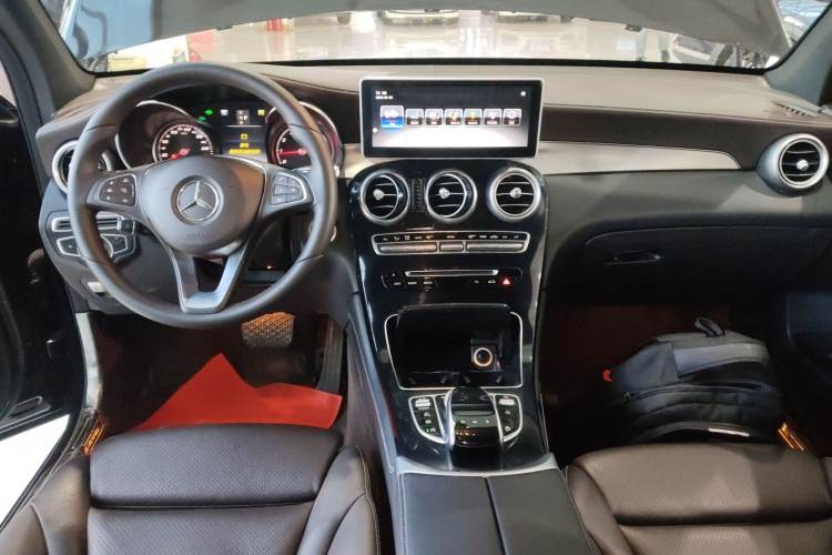 奔驰GLC 2018款 GLC 200 4MATIC中控内饰7002