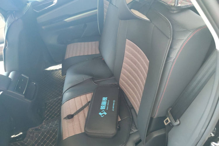 大众 途昂X 2023款 380TSI 四驱豪华版中控内饰7004