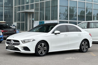 奔驰A级 2019款 A 180 L 运动轿车