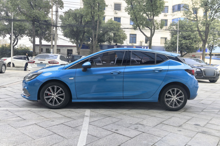 别克 威朗 2016款 两厢GS 20T 双离合豪情运动型车身外观6010