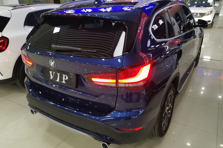 宝马X1 2020款 sDrive20Li 尊享型车身外观7