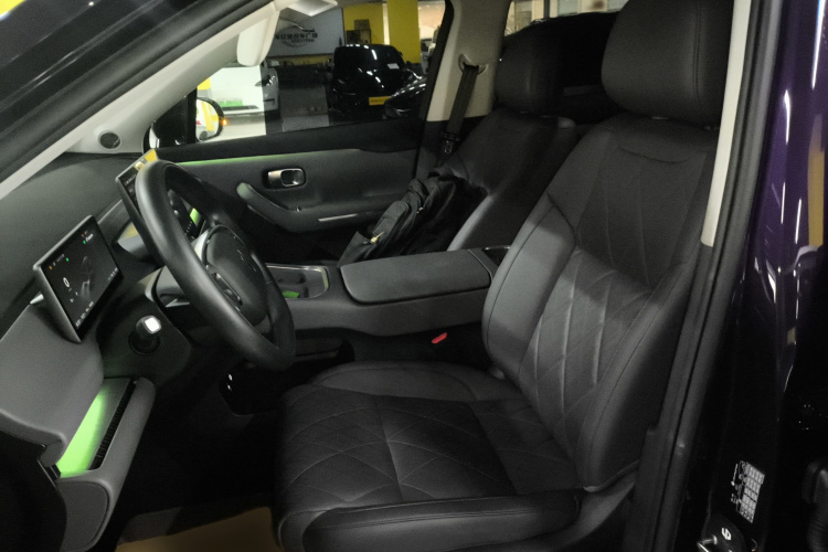 零跑汽车 零跑C16 2026款 增程 280激光雷达智尊版 5座局部细节19