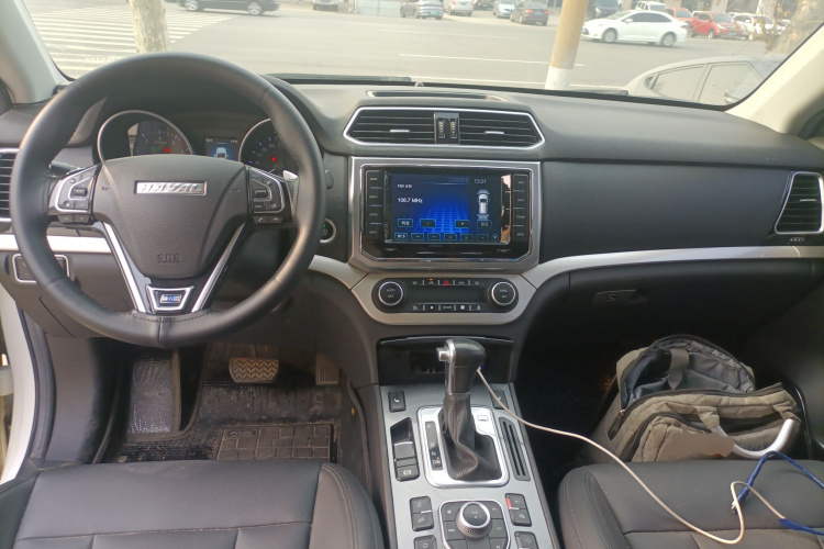 哈弗H6 Coupe 2015款 蓝标 2.0T 自动两驱精英型中控内饰12