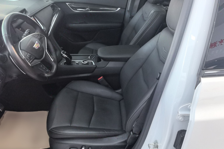 凯迪拉克XT5 2022款 2.0T 四驱豪华型（蜂鸟版）中控内饰19