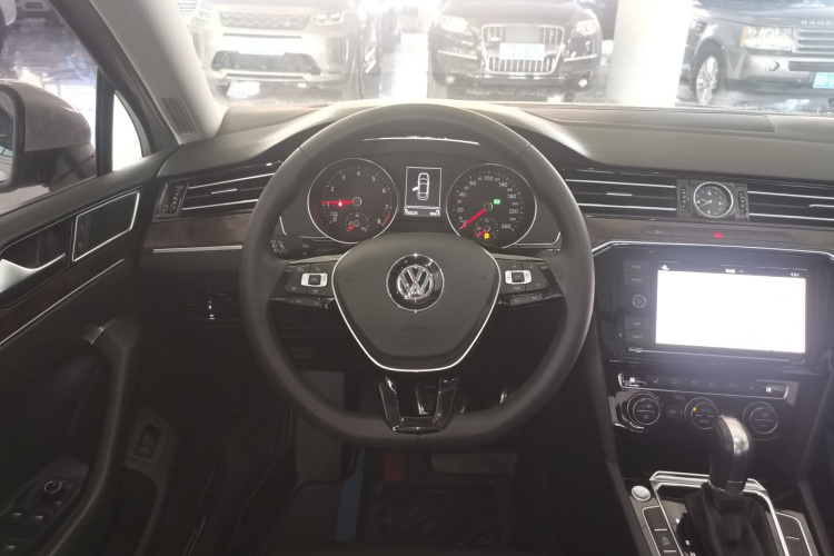 大众 迈腾 2019款 330TSI DSG 豪华型 国V中控内饰13