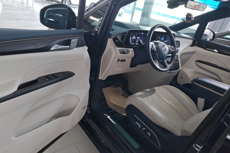 别克GL8 2022款 Avenir艾维亚 四座尊礼版中控内饰20