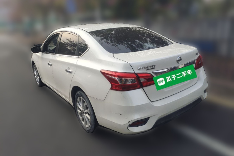 日产 轩逸 2021款 经典 1.6XL CVT豪华版车身外观5