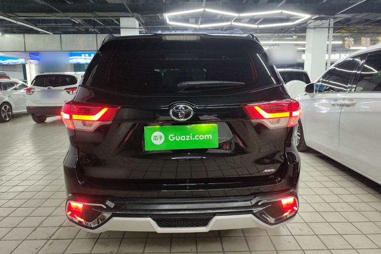 丰田 汉兰达 2018款 2.0T 四驱精英版 7座 国VI车身外观6