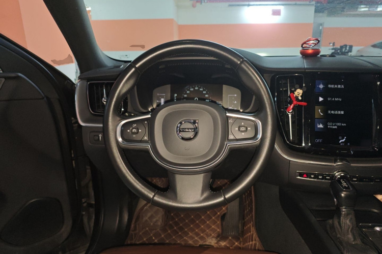 沃尔沃XC60 2021款 T5 四驱智逸豪华版中控内饰13