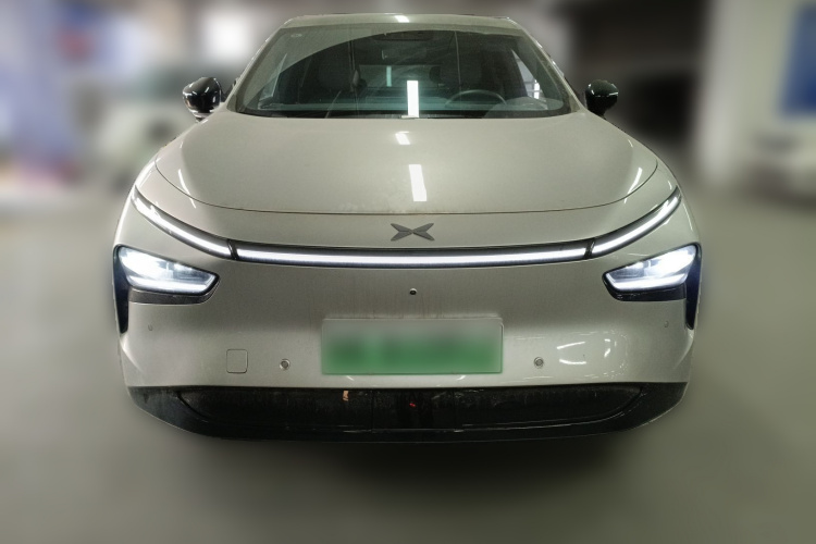 小鹏G7 2025款 702 超长续航 Max车身外观2