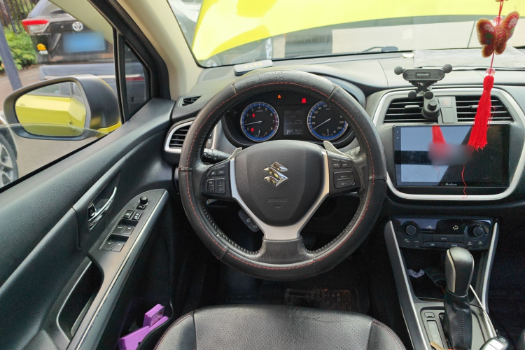 铃木 锋驭 2015款 1.6L CVT两驱精英型中控内饰13