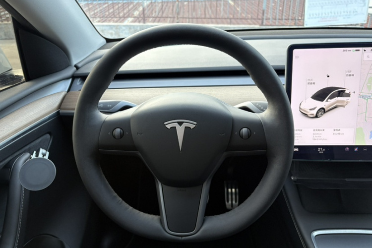 特斯拉 Model Y 2021款 标准续航后驱版局部细节13