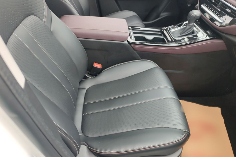 广汽传祺 传祺M6 2023款 PRO 270T DCT豪华版局部细节41