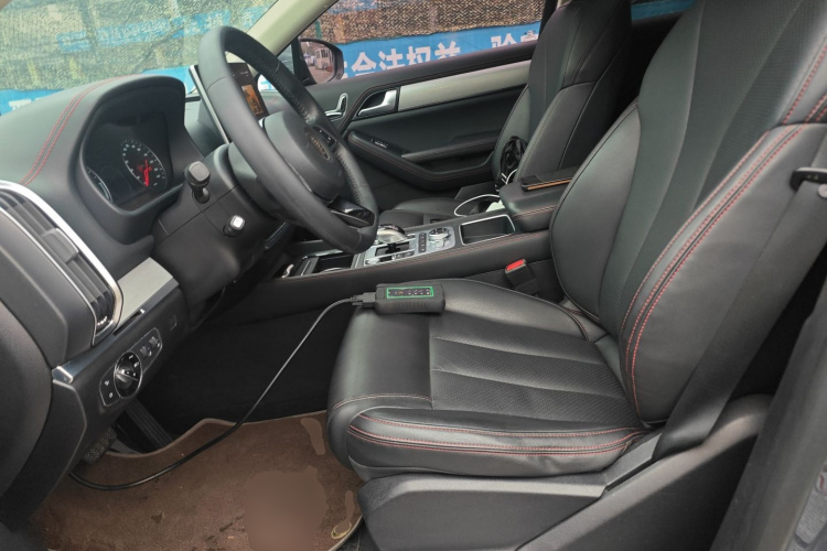 比亚迪 唐新能源 2018款 DM 2.0T 全时四驱智联创睿型 7座 国V中控内饰19