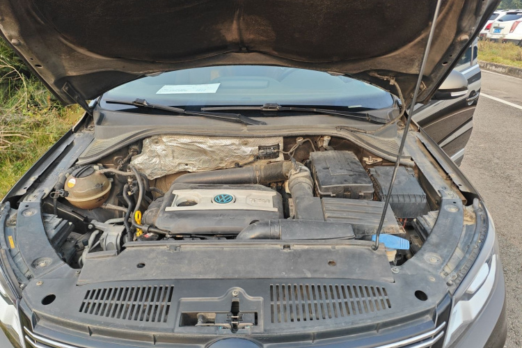 大众 途观 2015款 1.8TSI 自动两驱豪华型机舱底盘24