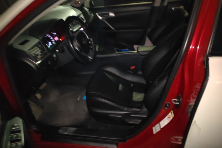 雷克萨斯CT 2013款 CT200h 精英版局部细节19