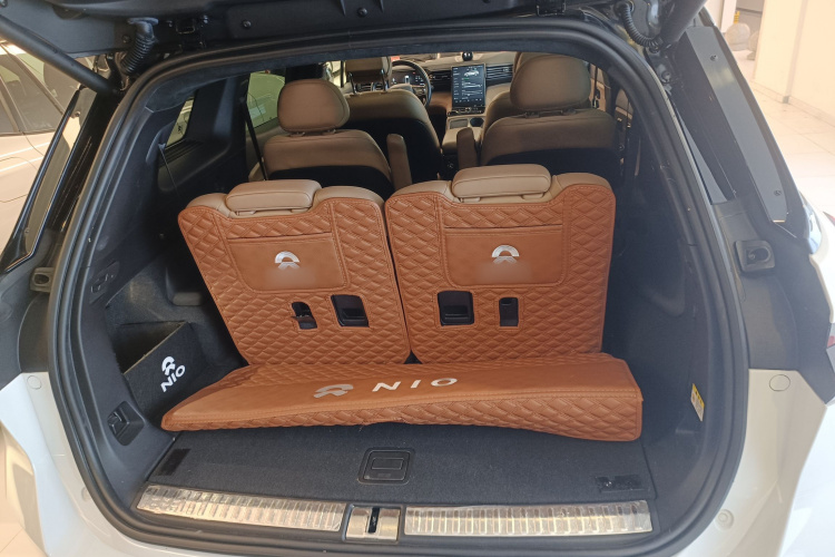 蔚来ES8 2020款 580KM 六座版局部细节23