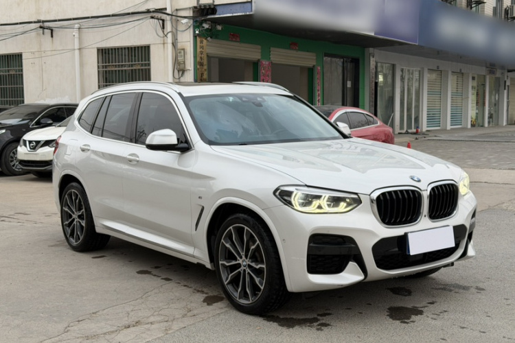 宝马X3 2020款  xDrive30i 领先型 M运动套装车身外观6004