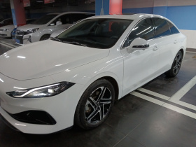 荣威D7 2023款 DMH 125km 卓越版