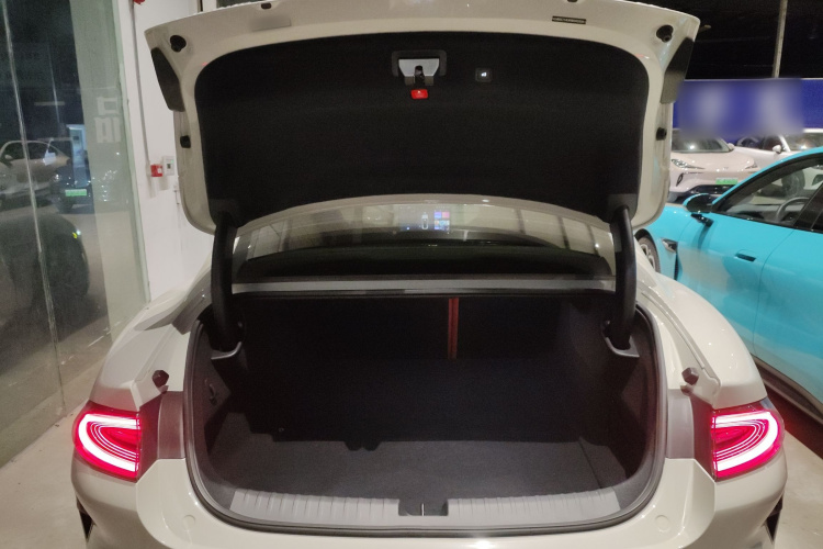 小米汽车 小米SU7 2024款 后驱长续航智驾版局部细节23