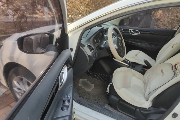 日产 轩逸 2016款 1.6XL  CVT尊享版中控内饰20