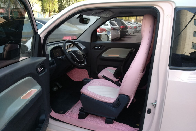 五菱汽车 宏光MINIEV 2022款 马卡龙臻享款 磷酸铁锂中控内饰7004